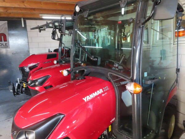 Lochmann cabinedeur Yanmar SA Links eerste montage - Afbeelding 3